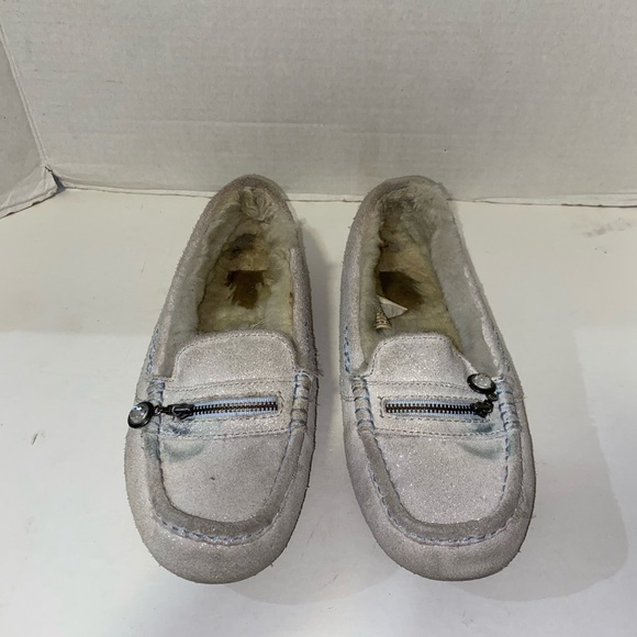 Ansley Charm UGG Moccasin Slippers Sz 7 - Picture 5 of 13